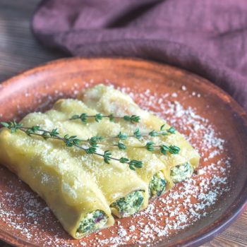 Canelloni stuffed with ricotta and spinach